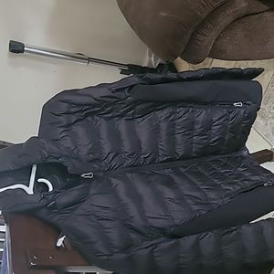 G. H. BASS & CO. JACKET